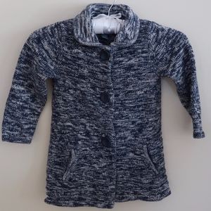 Beautiful baby Gap sweater sz 3